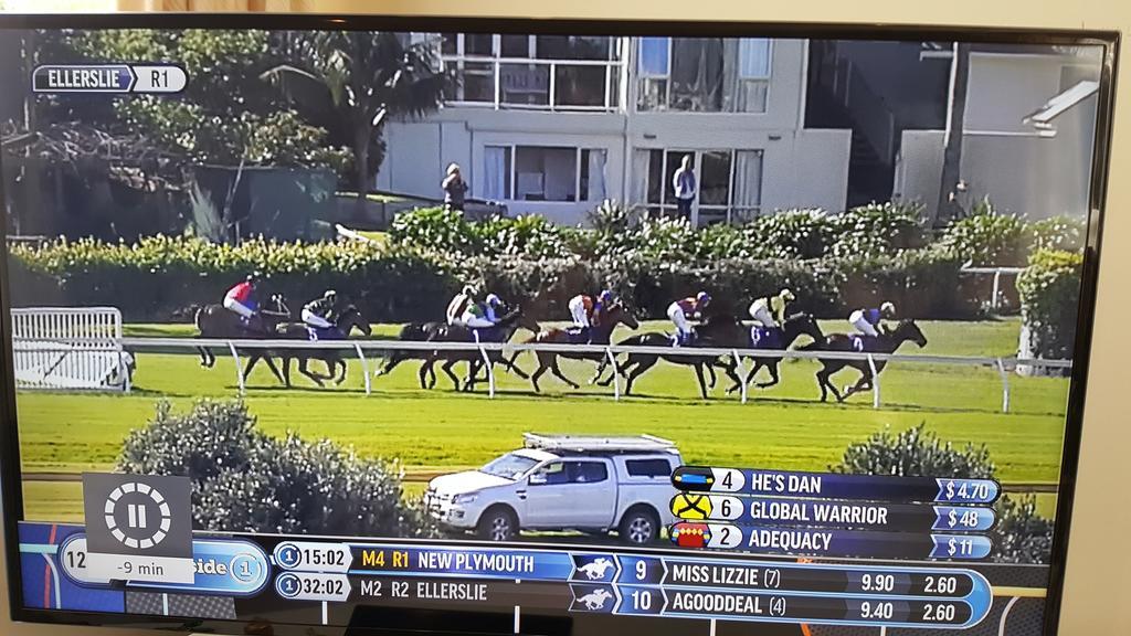 Racecourse Deluxe Auckland Exterior foto